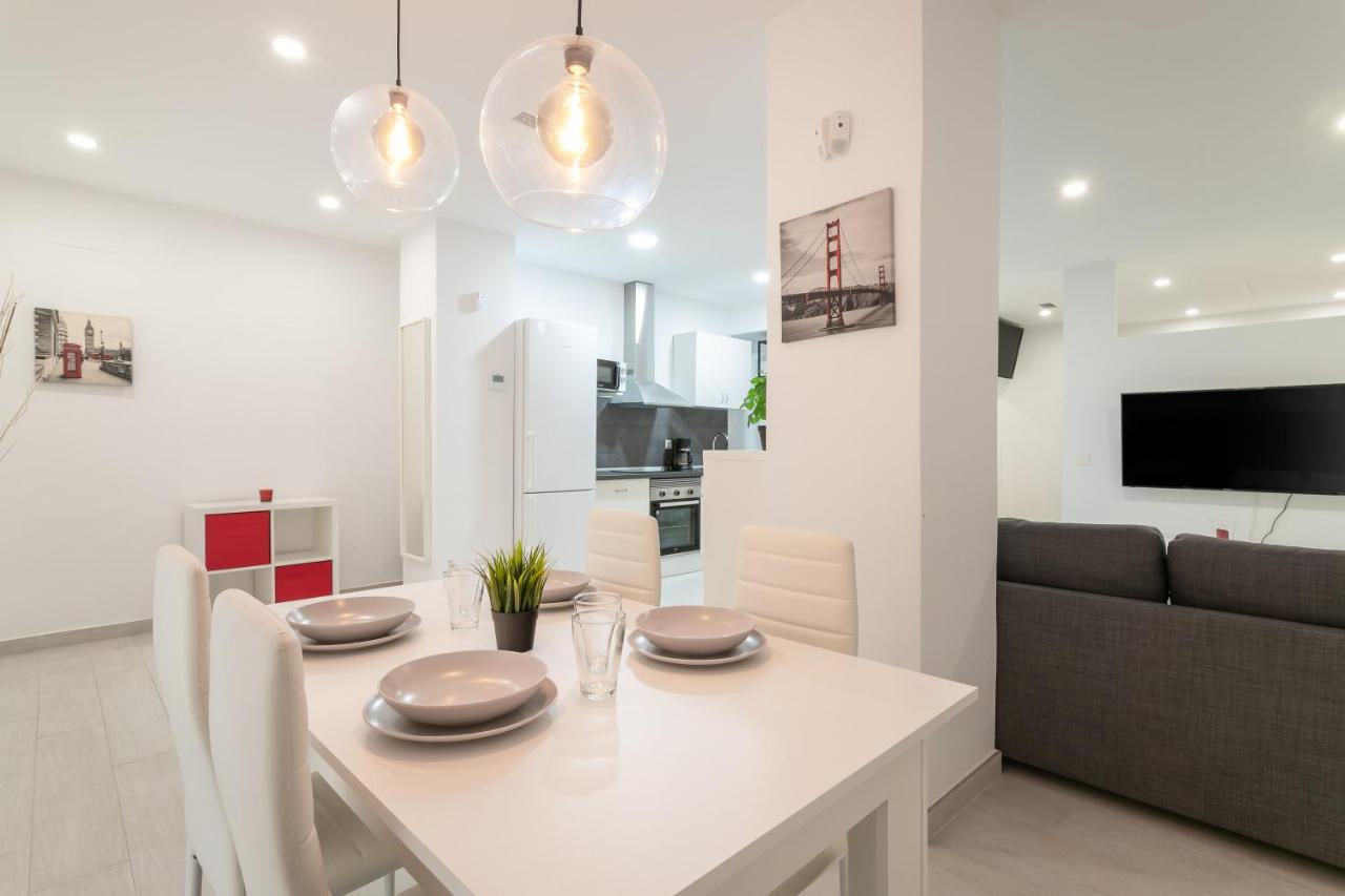 Alison'S Apartment อาลิกันเต ภายนอก รูปภาพ